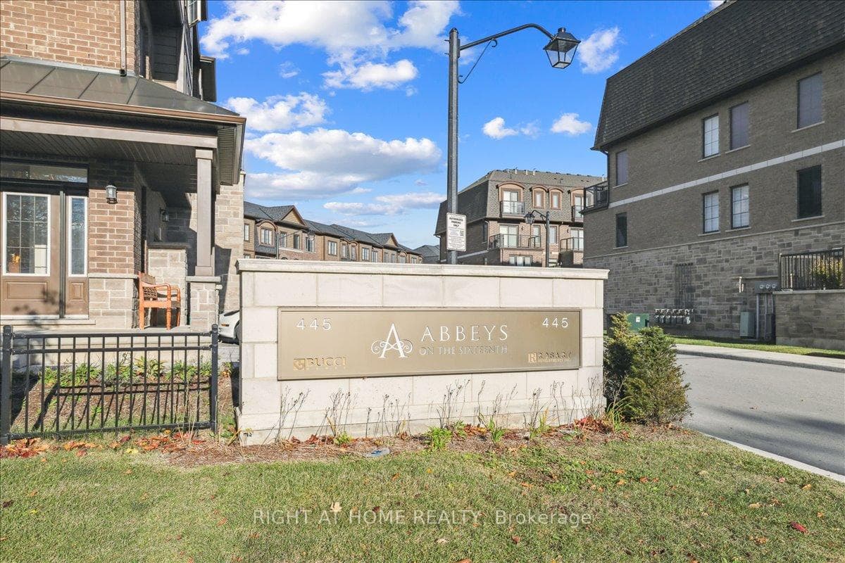 445 Ontario Street S 93, Milton, ON L9T 2N2