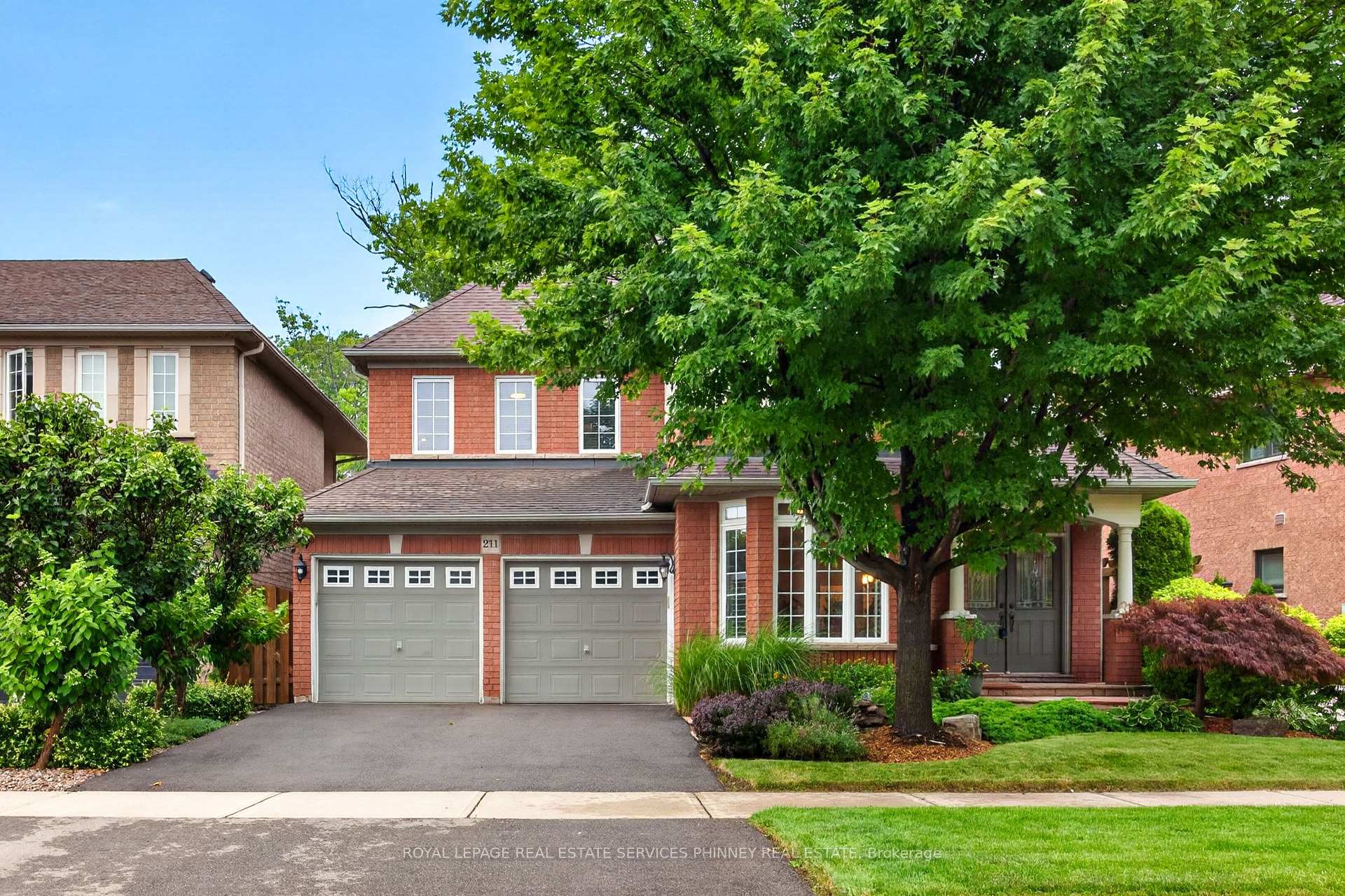 211 Creek Path Avenue, Oakville, ON L6L 6T5