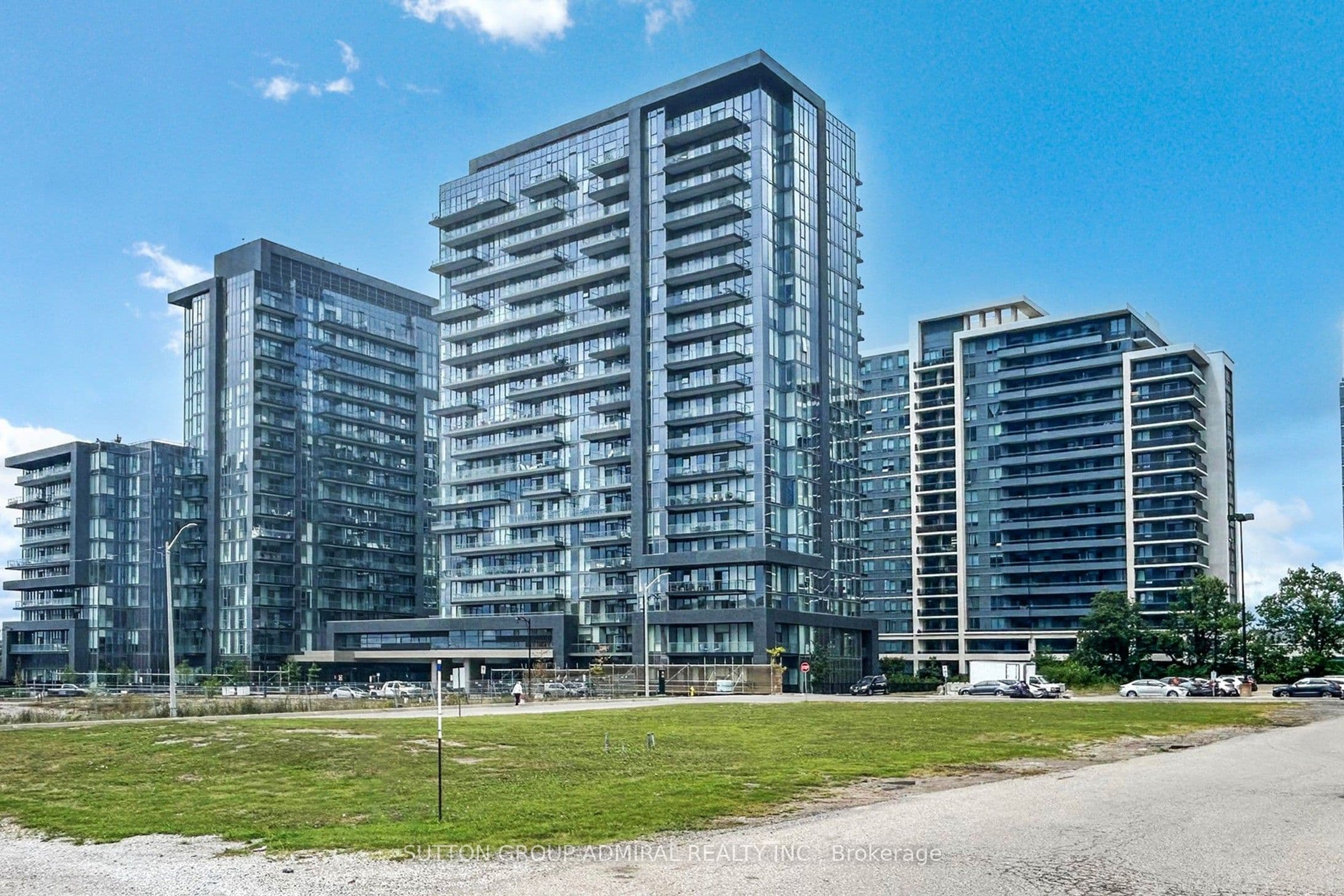 20 Gatineau Drive, Vaughan - Condo Apartment