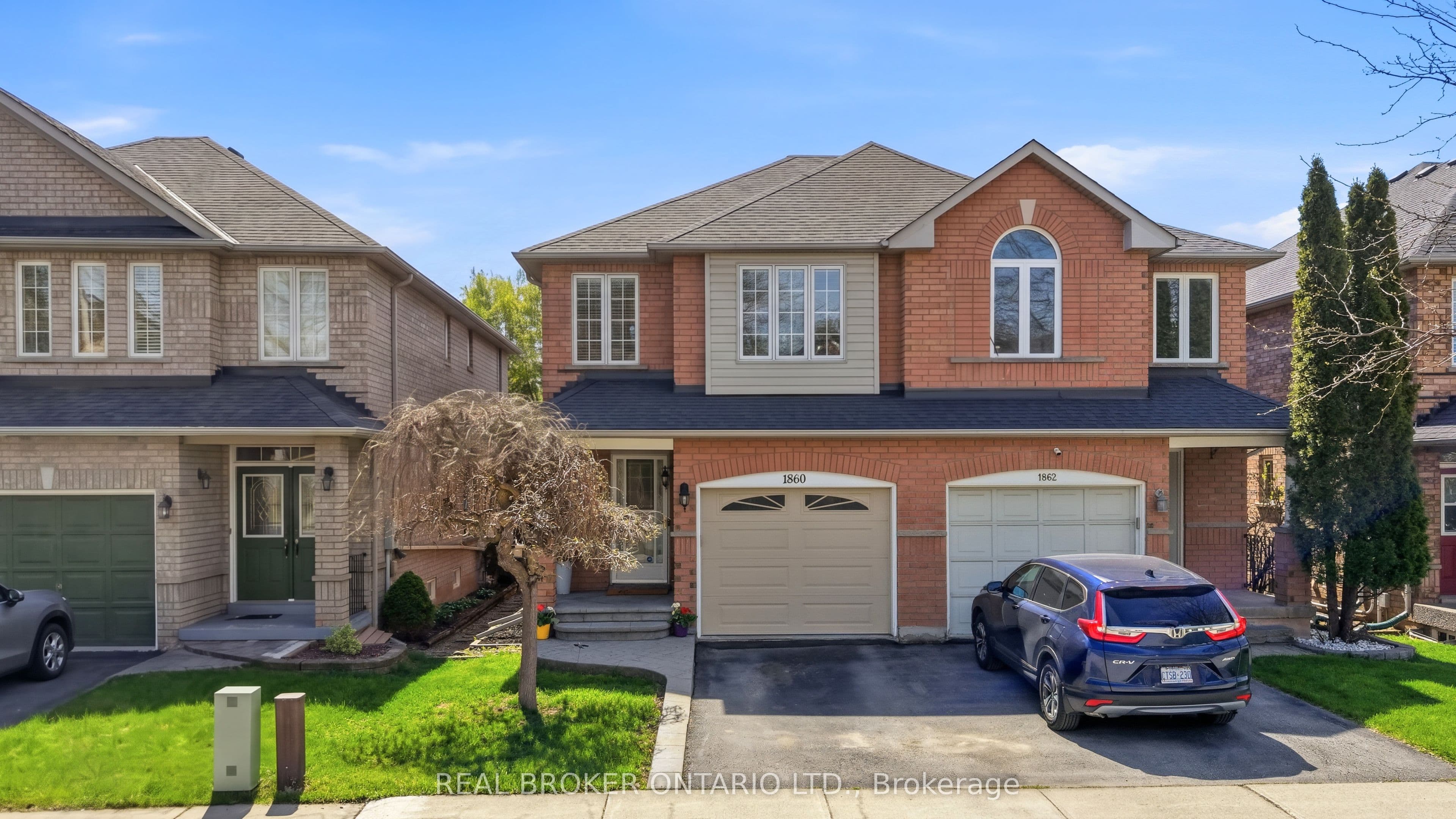 1860 Creek Way, Burlington - Semi-Detached