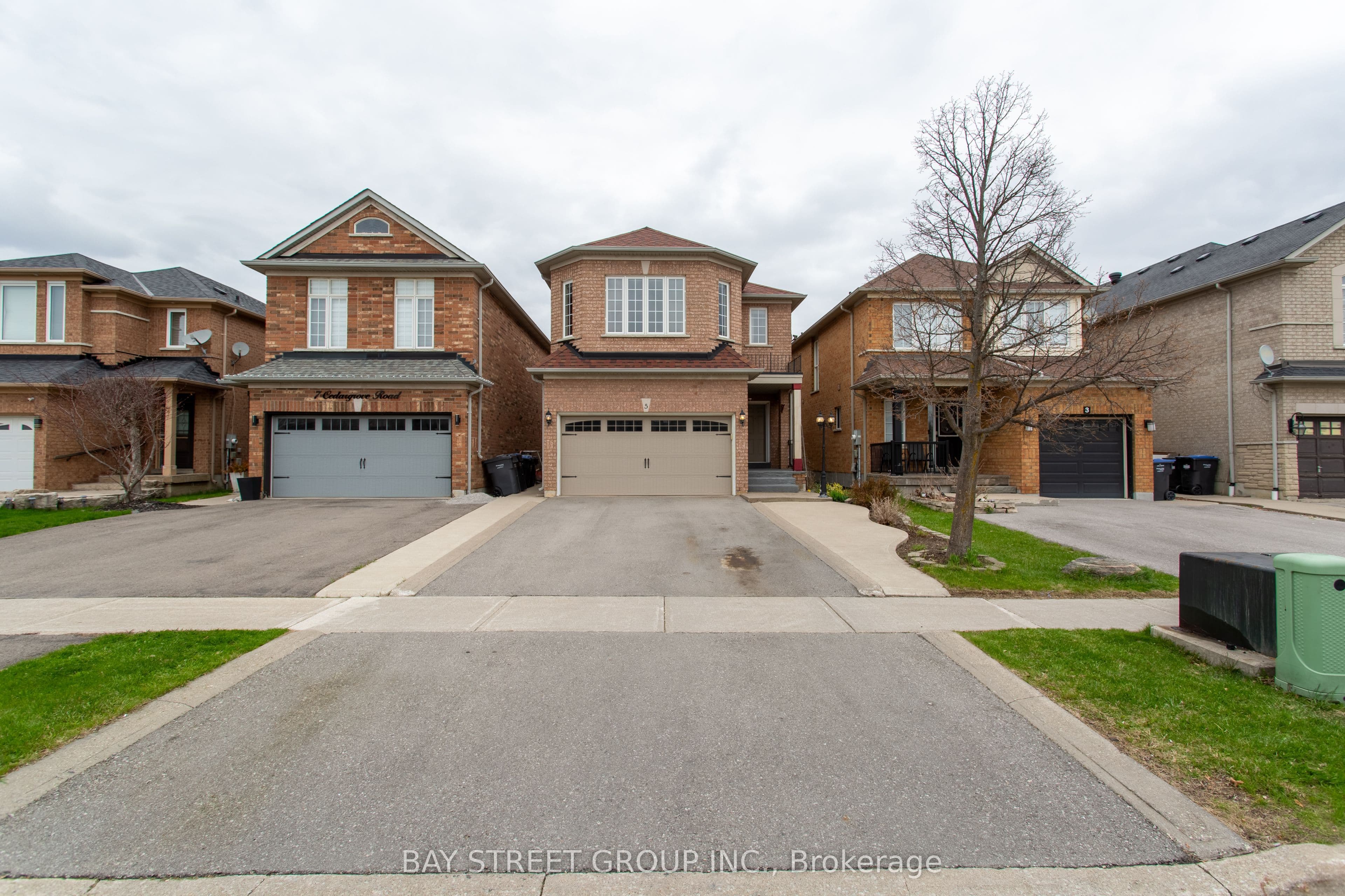 5 Cedargrove Road, Caledon, ON, Bolton West