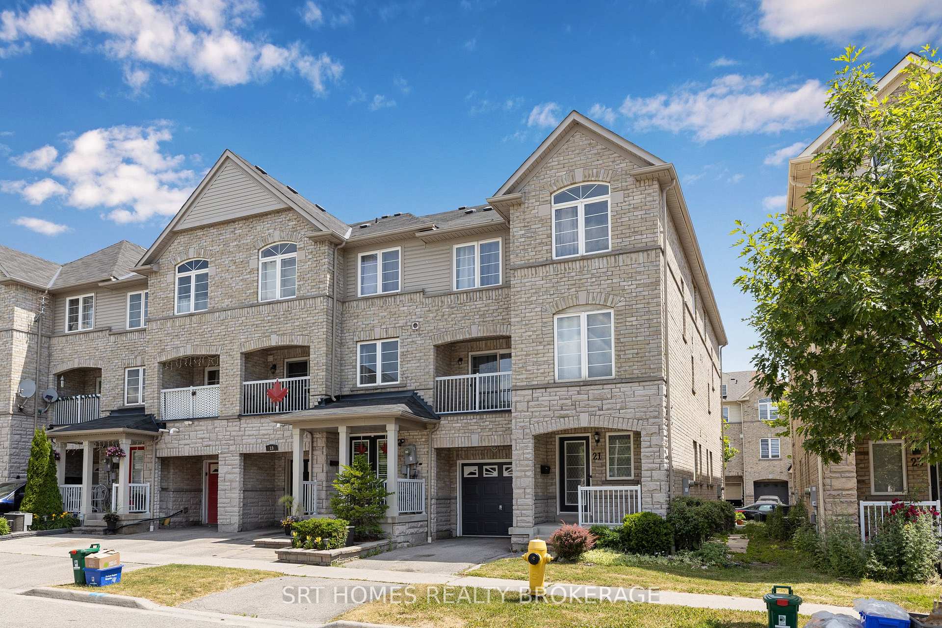 21 Webbford Street, Ajax, ON L1S 0A8
