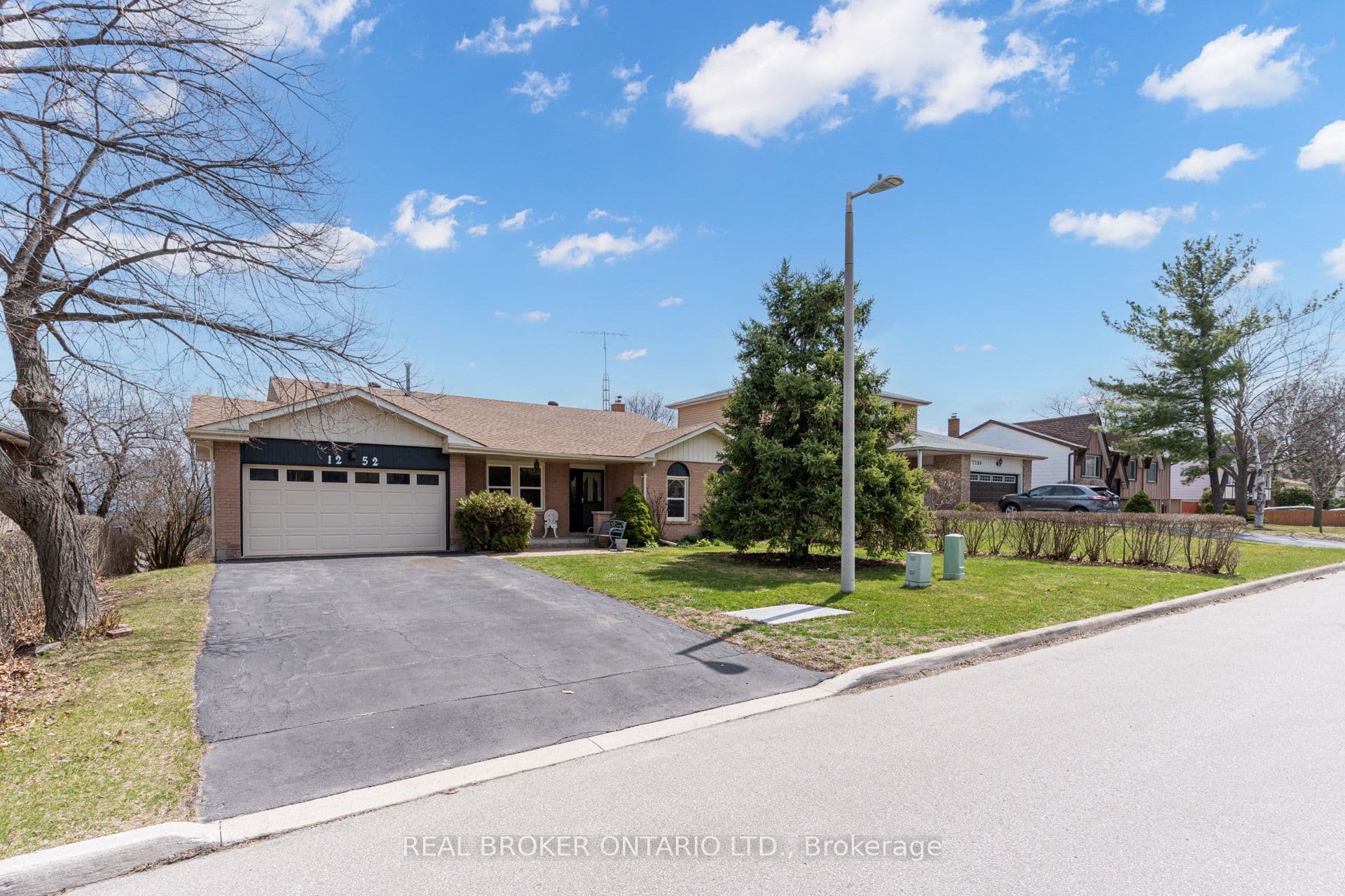 1252 Lakeview Drive, Oakville, ON, 1005 - FA Falgarwood